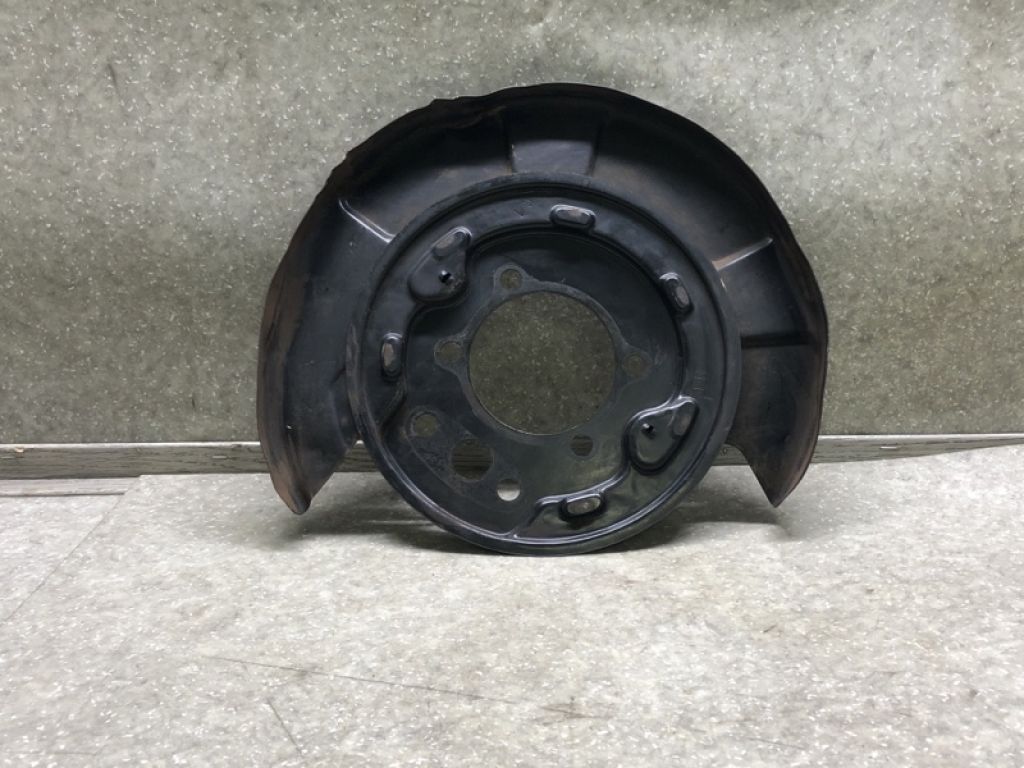 440201MB6A | Захист гальмівного диска задній правий INFINITI M25/M37/M56/Q70/M35H 10-16