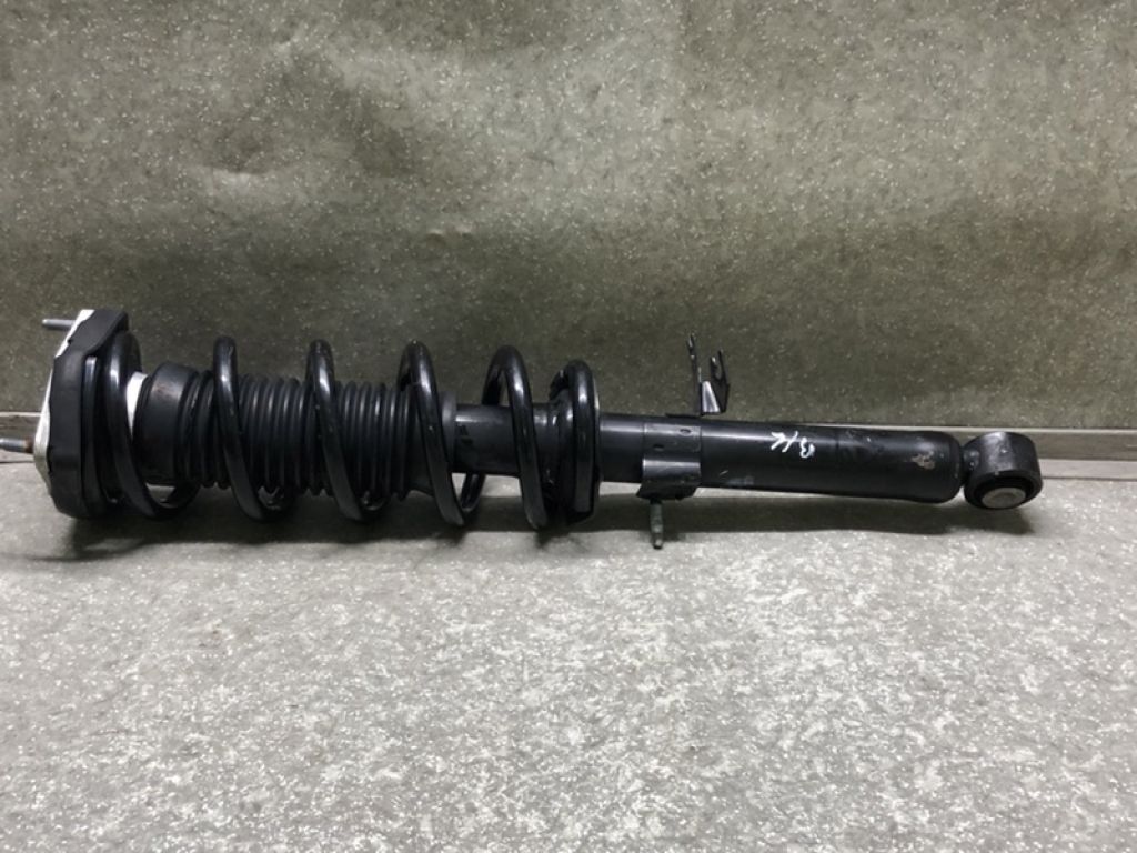 E61111MA0C | Амортизатор передній лівий INFINITI M25/M37/M56/Q70/M35H 10-16