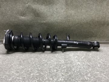 Амортизатор передній лівий INFINITI M25/M37/M56/Q70/M35H 10-16