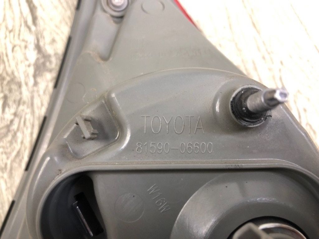 81590-06410 | Ліхтар внутрішній лівий TOYOTA CAMRY 55 14-17 - Фото 6