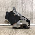 69110-42100 | Замок кришки багажника TOYOTA RAV4 00-05 - Прев'ю 2