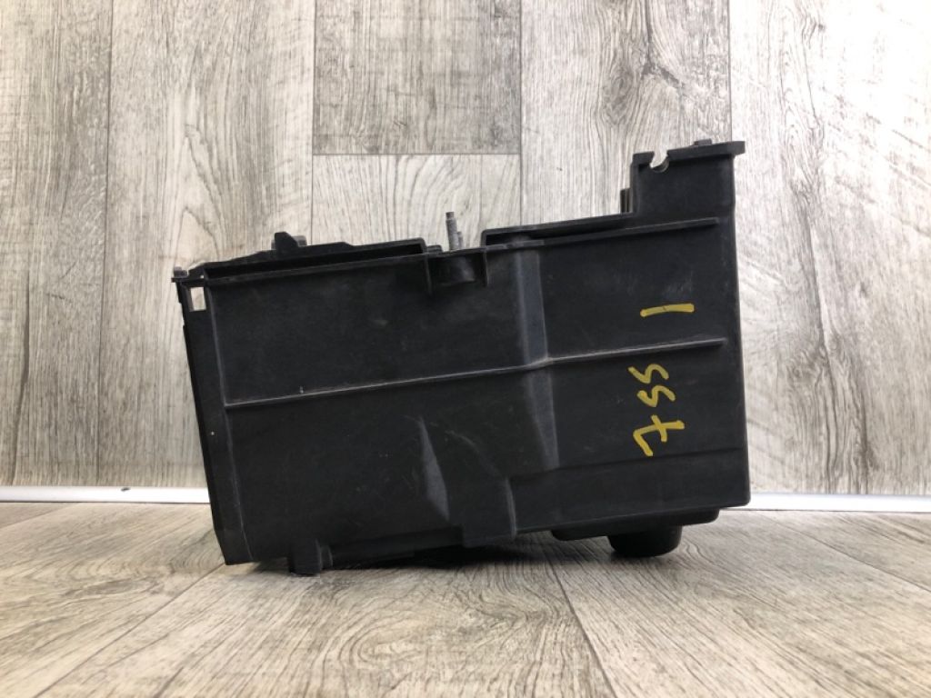 BBM2-56-980C | Полиця акумулятора MAZDA 3 BL 09-13 - Фото 4