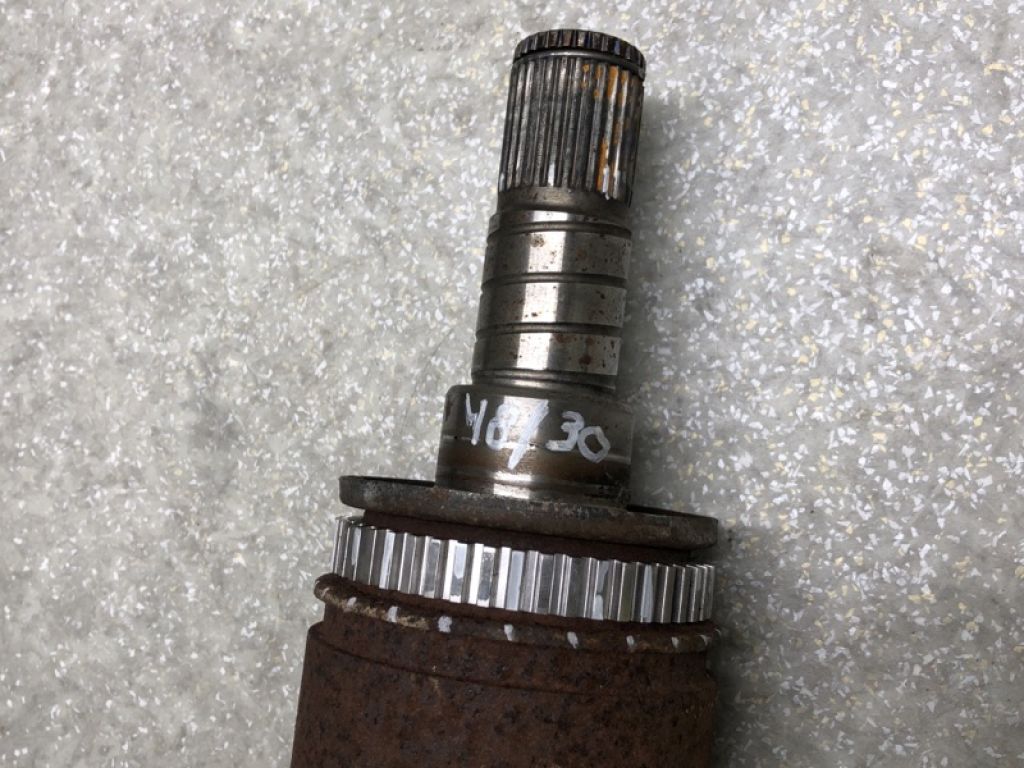 391004GB0A | Привід передній правий INFINITI Q50 15-20 - Фото 2
