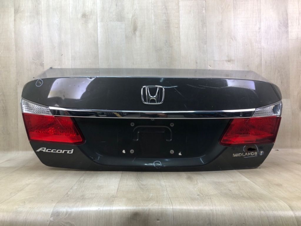 68500-T2A-A90ZZ | Кришка багажника HONDA ACCORD CR 13-18 - Фото 2