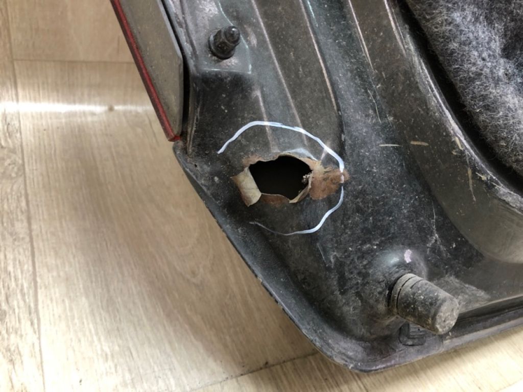 68500-T2A-A90ZZ | Кришка багажника HONDA ACCORD CR 13-18 - Фото 4