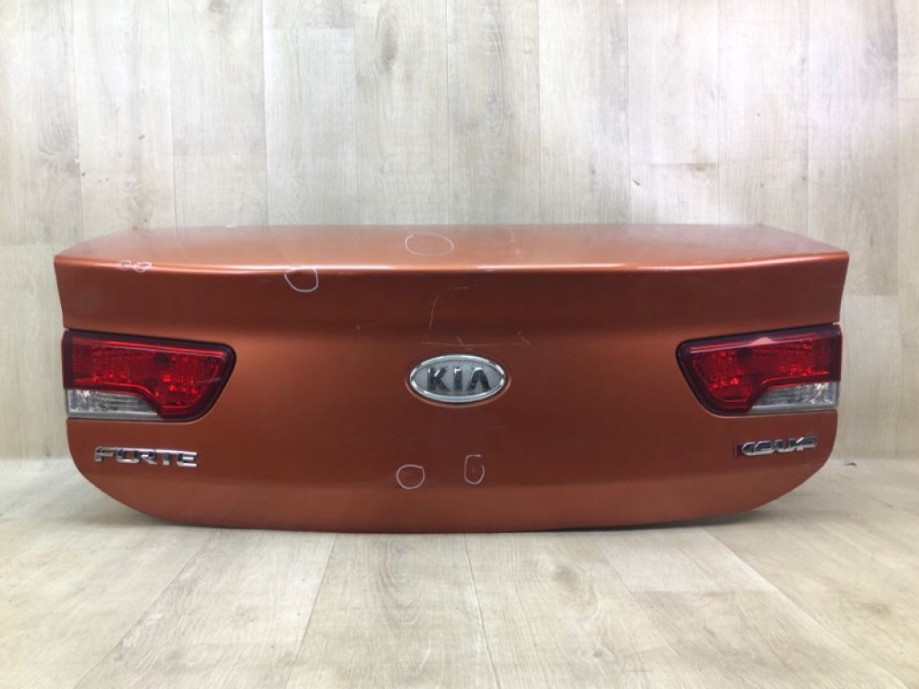 69200 1M200 | Кришка багажника KIA FORTE/CERATO TD 08-13 - Фото 2