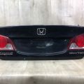 68500-SNK-G00ZZ | Кришка багажника HONDA CIVIC 4D 06-11 - Прев'ю 2