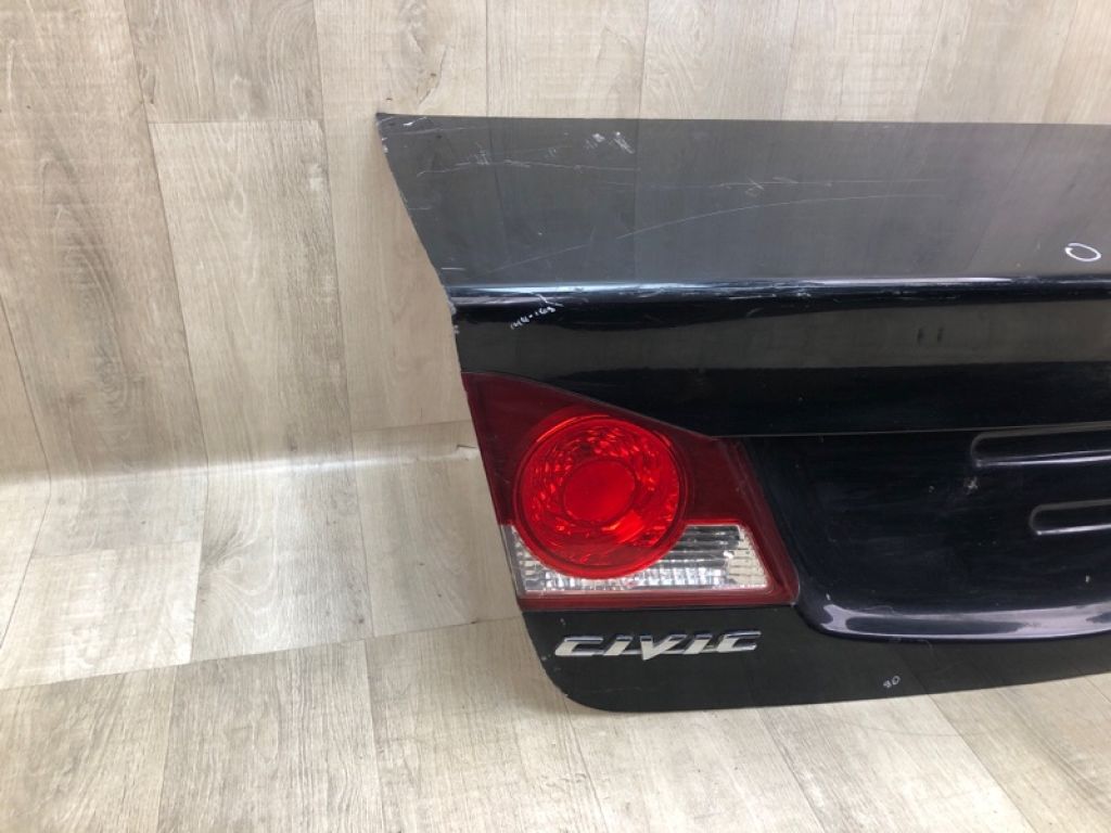 68500-SNK-G00ZZ | Кришка багажника HONDA CIVIC 4D 06-11 - Фото 4
