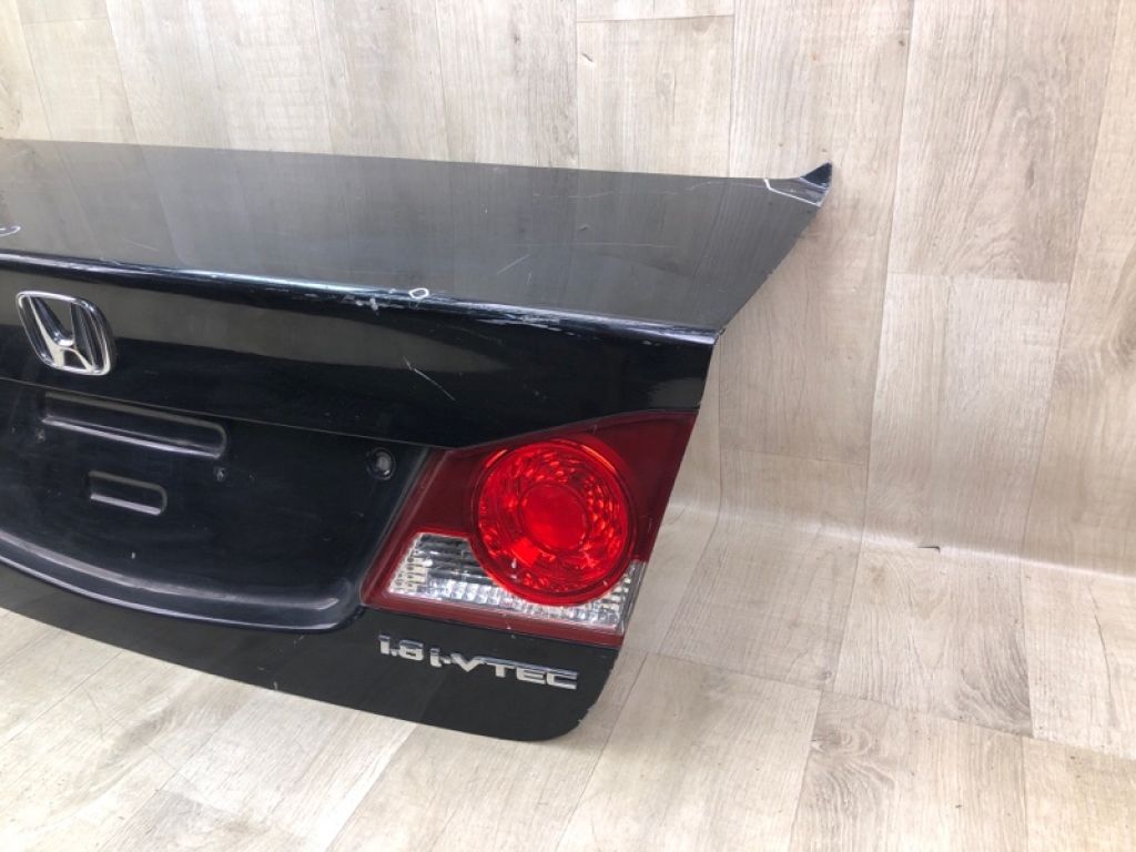 68500-SNK-G00ZZ | Кришка багажника HONDA CIVIC 4D 06-11 - Фото 5