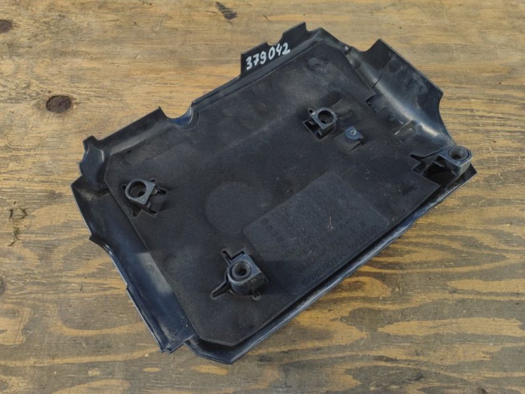 06K 103 925 | Накладка двигуна декоративна AUDI A3 (8V) 12–17 - Фото 4