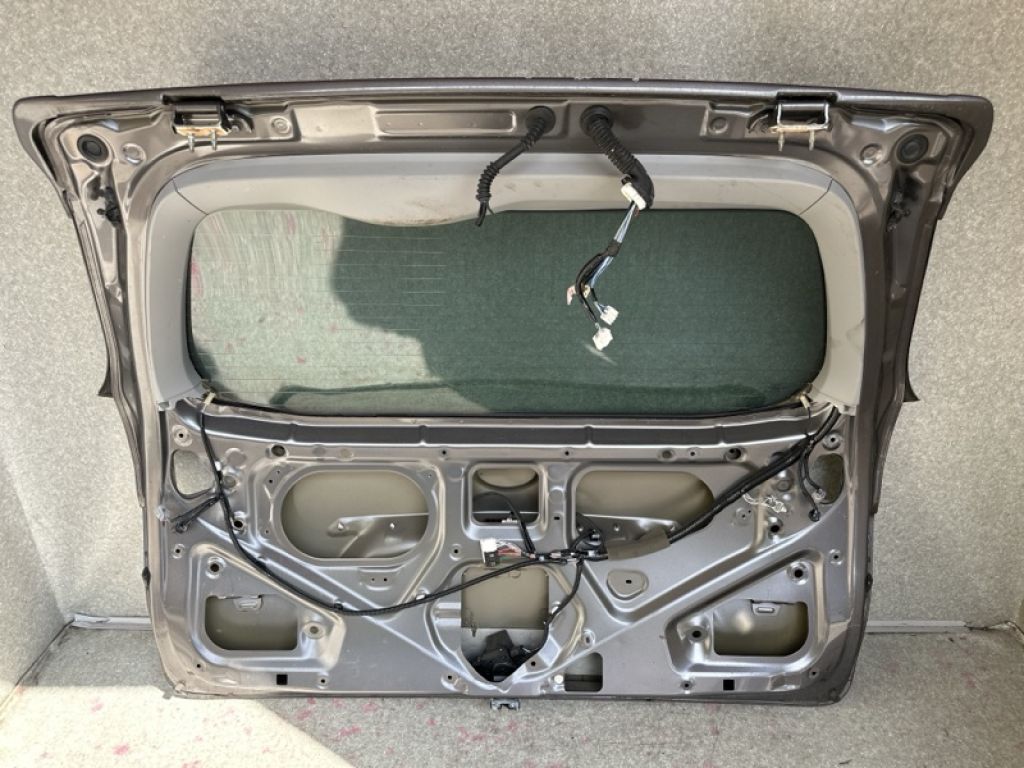 6700508090 | Кришка багажника TOYOTA SIENNA 11-16 - Фото 10