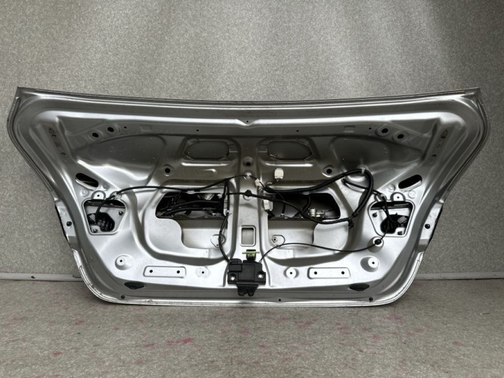 6440106F40 | Кришка багажника TOYOTA CAMRY 70 17- - Фото 8