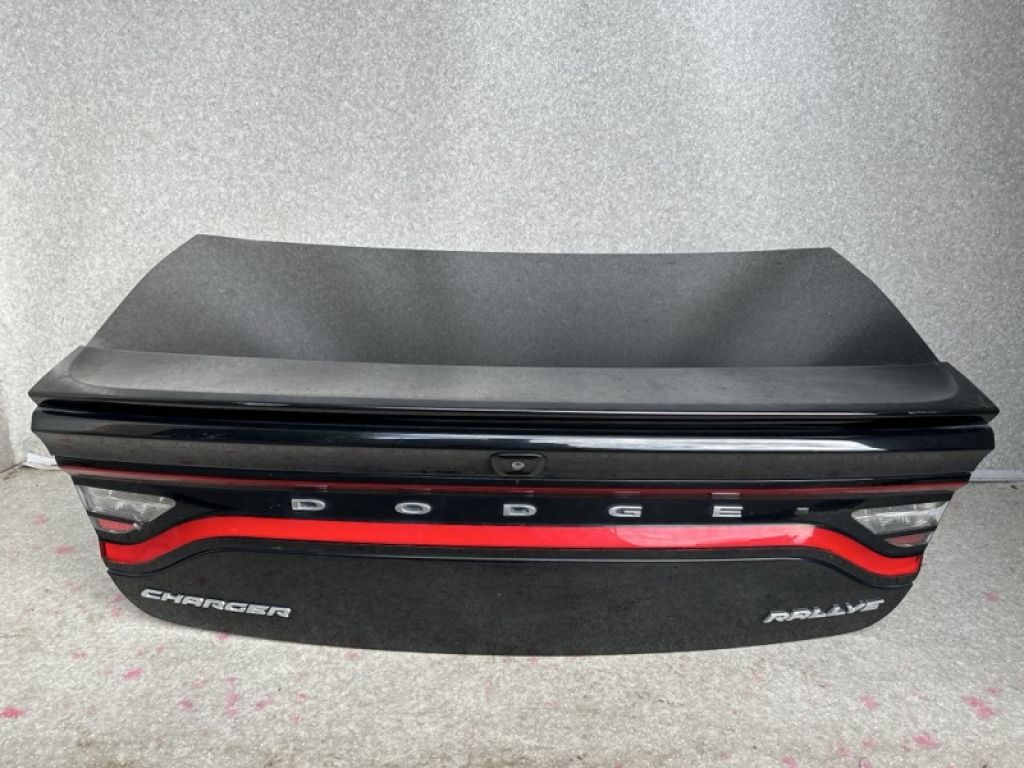 68265451AG | Кришка багажника DODGE CHARGER 10-24