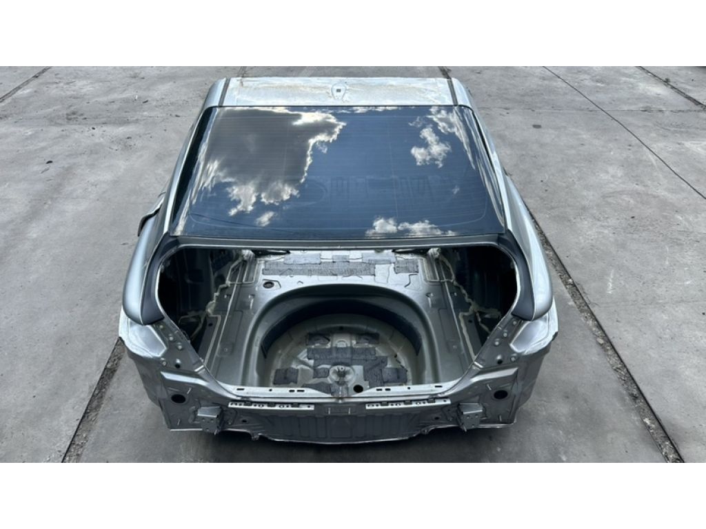 61602-06320 | Задня частина TOYOTA CAMRY 70 17-