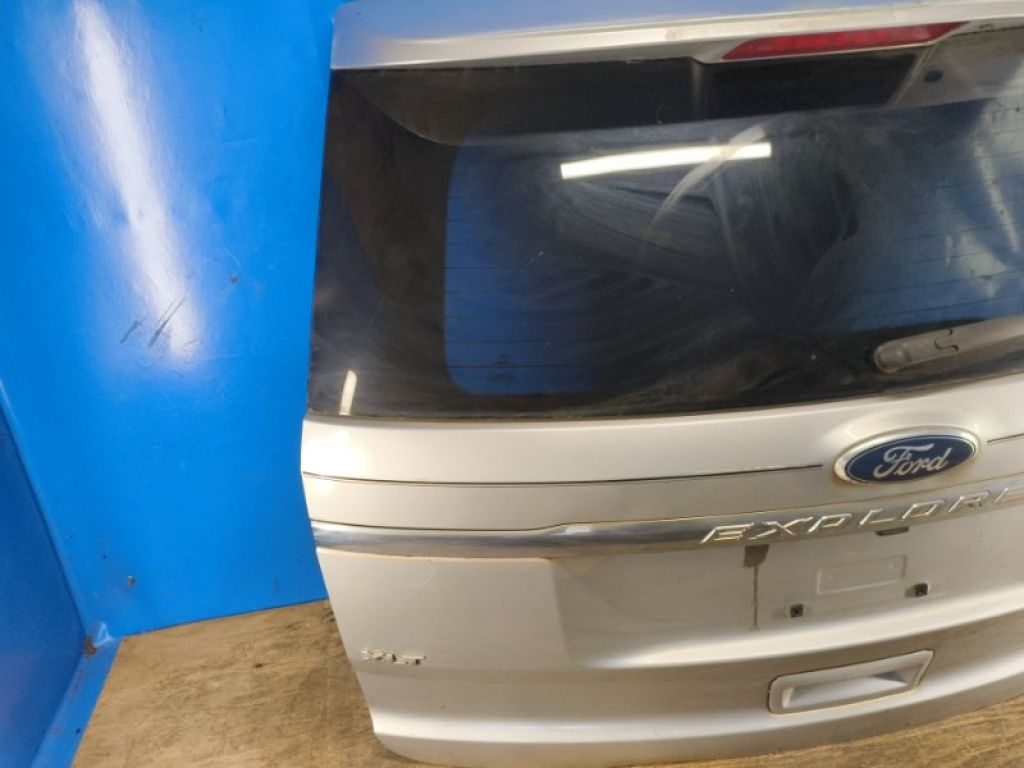 BB5Z-7840010-B | Крышка багажника FORD EXPLORER 10-20 - Фото 3