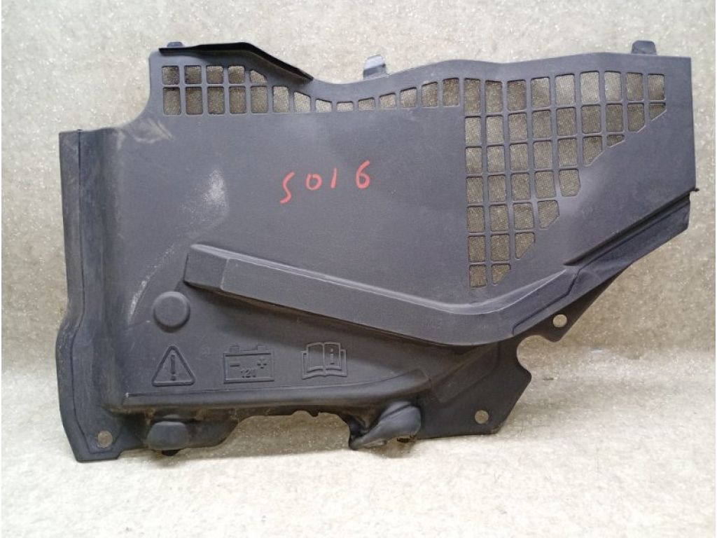 FR3Z63018A16AB | Кришка акумулятора FORD MUSTANG 15-