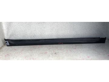 Накладка порога наружная правая NISSAN ALTIMA L33 12-18