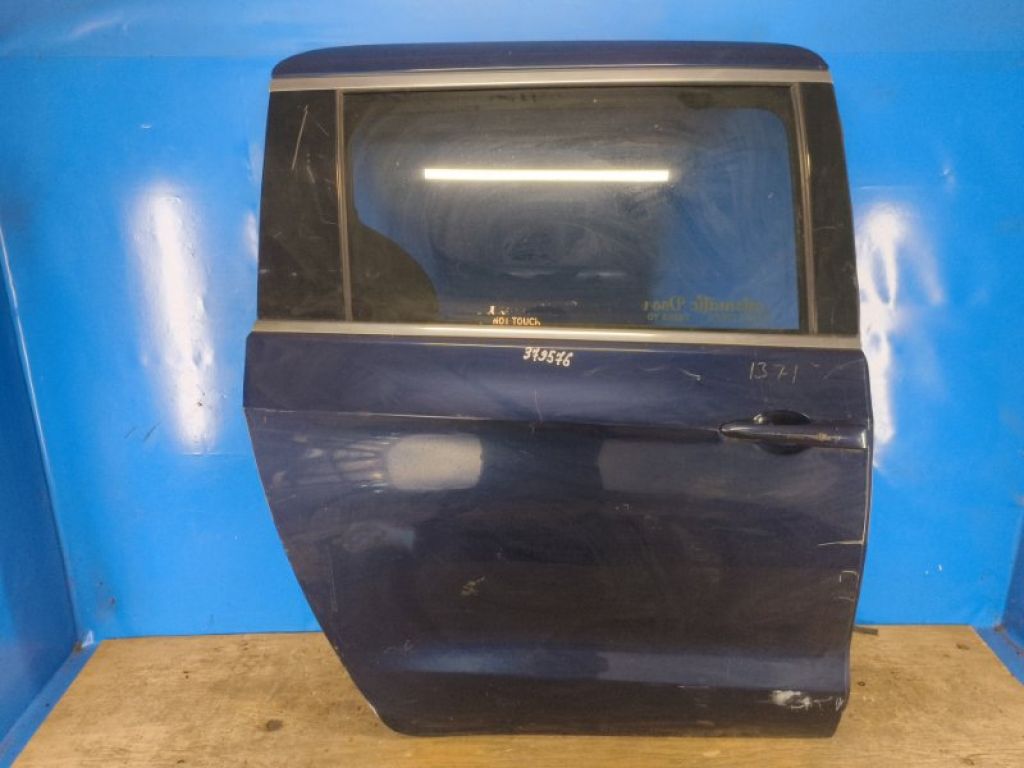 68185690AM | Двері задні праві CHRYSLER PACIFICA 16-20