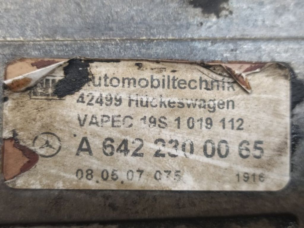 A 642 230 01 65 | Вакуумный насос MERCEDES R-CLASS W251 05-13 - Фото 6