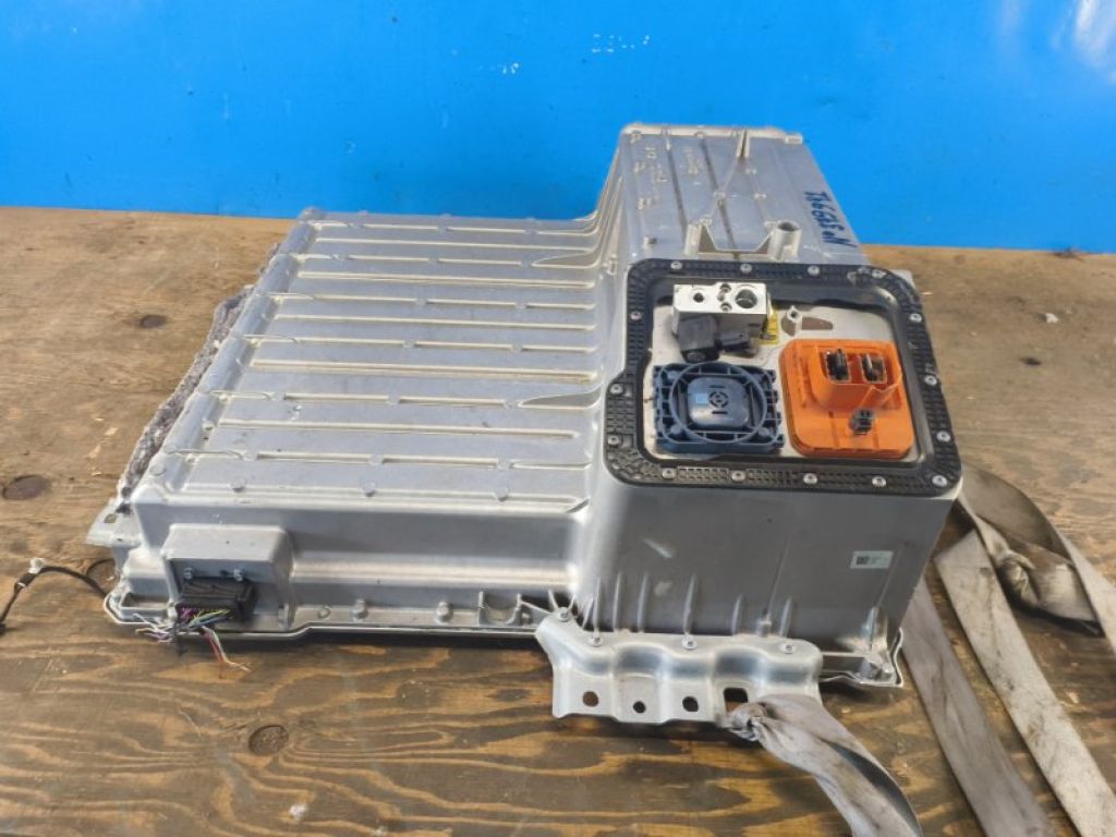 61278618861 | Батарея високовольтна BMW 3 SERIES (F30) 2012–21 - Фото 4