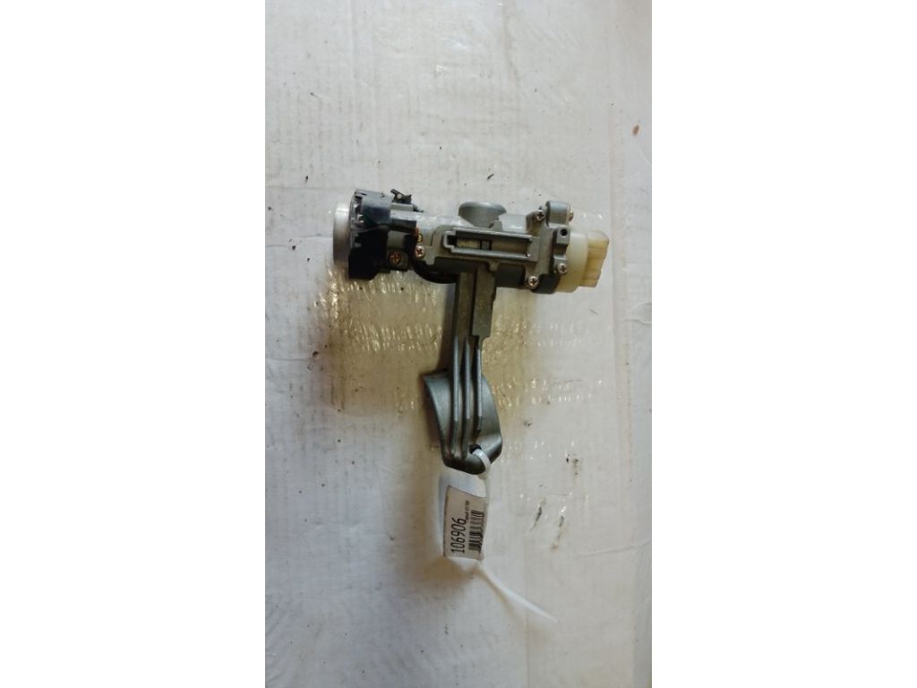 81900-2DB00 | Замок запалювання HYUNDAI ELANTRA XD 00-06