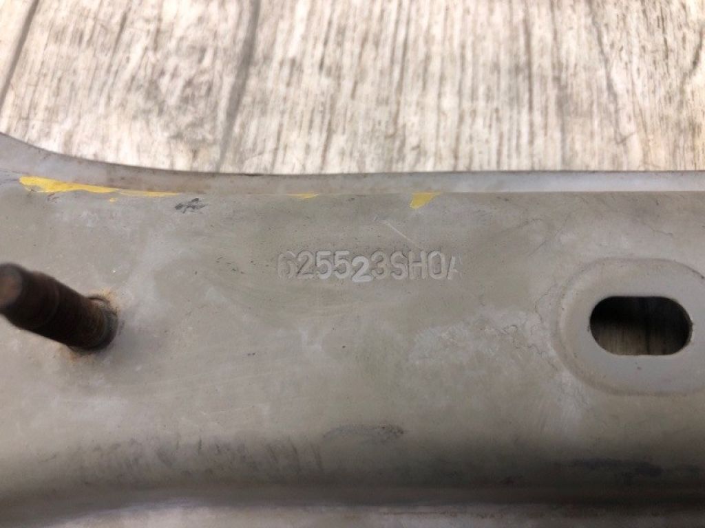 F2550-3SHMH | Кронштейн/кріплення радіатора NISSAN SENTRA B17 12-21 - Фото 4