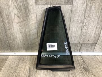 Скло дверей глухе заднє праве TOYOTA RAV4 13-19