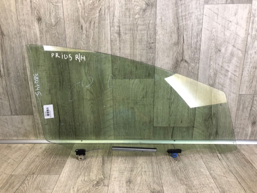 68101-47070 | Скло дверей переднє праве TOYOTA PRIUS - 30 09-17