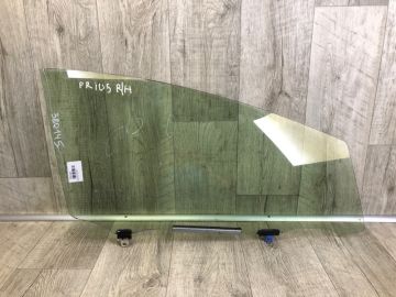 Скло дверей переднє праве TOYOTA PRIUS - 30 09-17