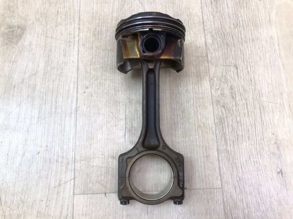 11 24 1 026 887 | Шатун MINI COUNTRYMAN R60 10-16