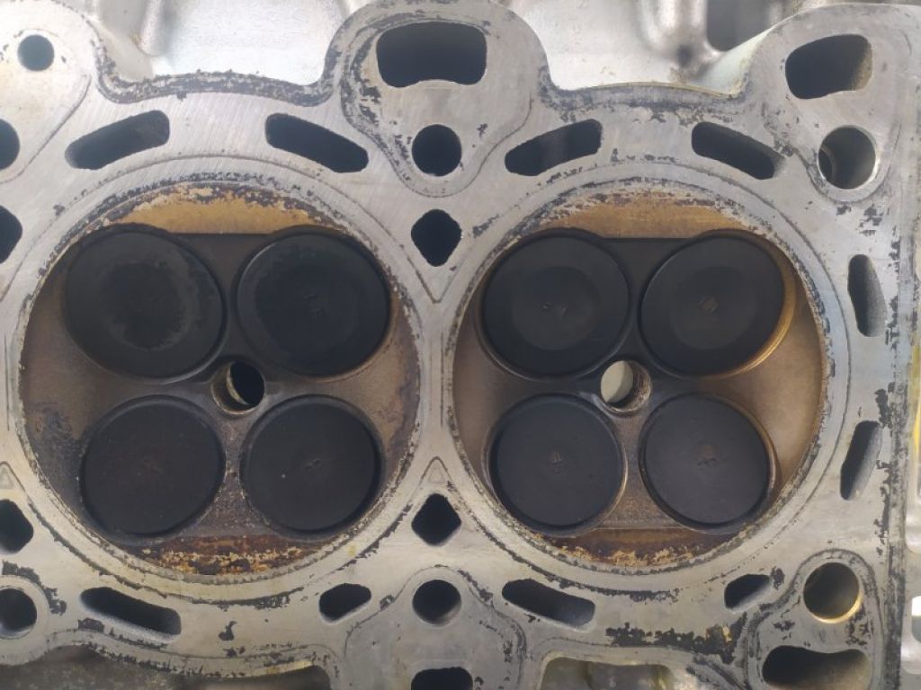 L323-10-090B | Головка блоку циліндрів MAZDA 6 GG 02-07 - Фото 8