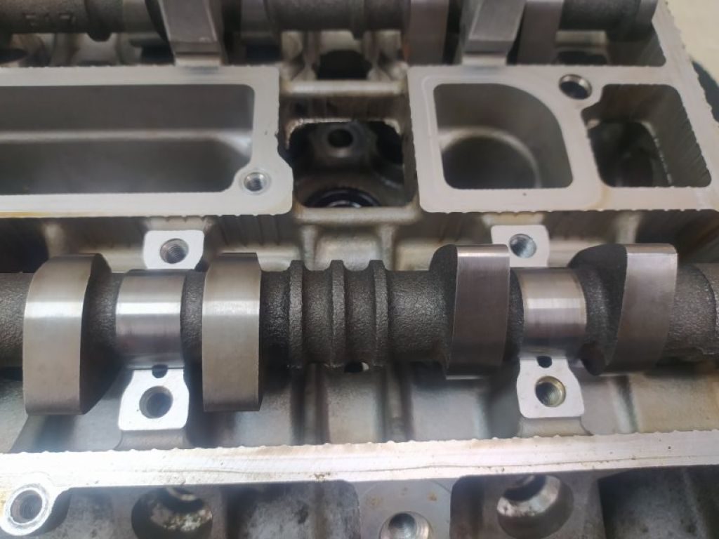 L323-10-090B | Головка блоку циліндрів MAZDA 6 GG 02-07 - Фото 22