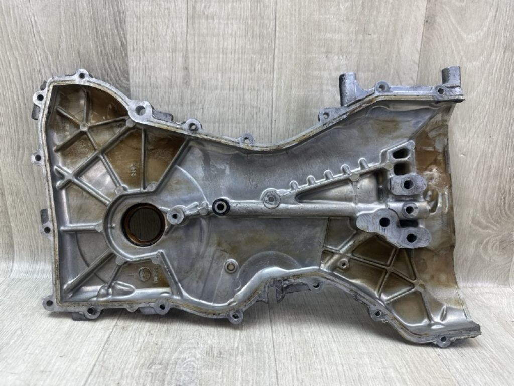 L372-10-500A | Кришка ГРМ MAZDA 3 BK 03-08 - Фото 2