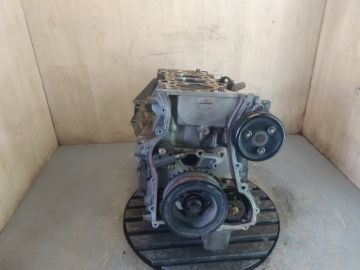Блок двигуна MAZDA 3 BK 03-08