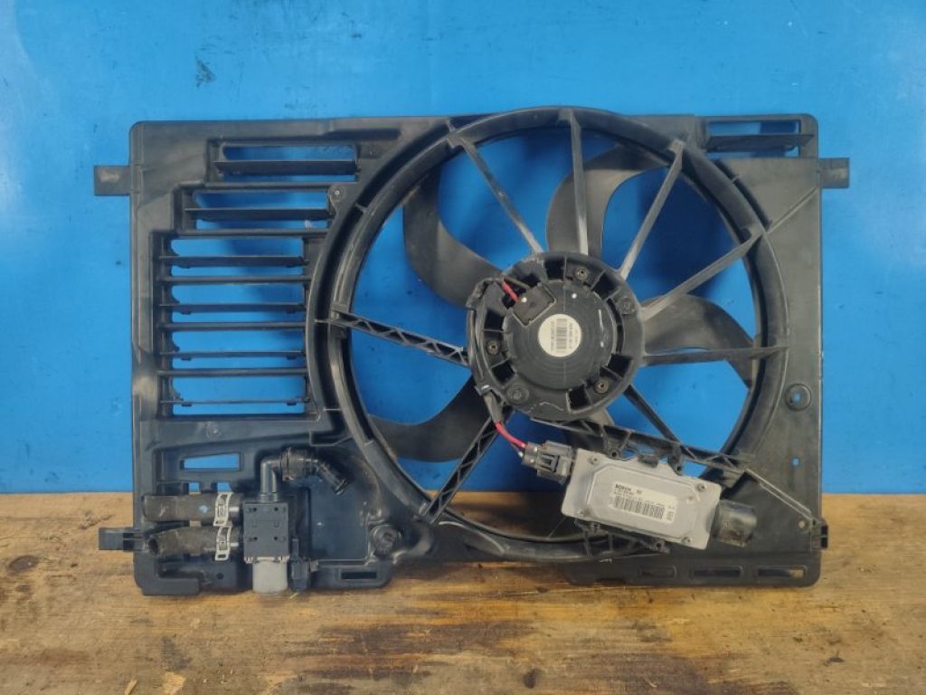 CV6Z-8C607-Q | Дифузор вентилятора основного радіатора FORD ESCAPE 12-19