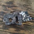 CV6Z-16700-B | Замок капоту FORD ESCAPE 12-19 - Прев'ю 2