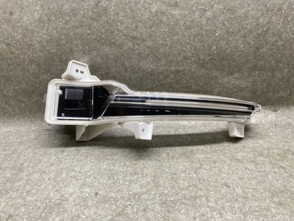 VA4051060 | Дневной ходовой огонь правый MAZDA CX-50 22-
