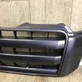53101-48100J0 | Решітка радіатора TOYOTA HIGHLANDER 01-07 - Прев'ю 4