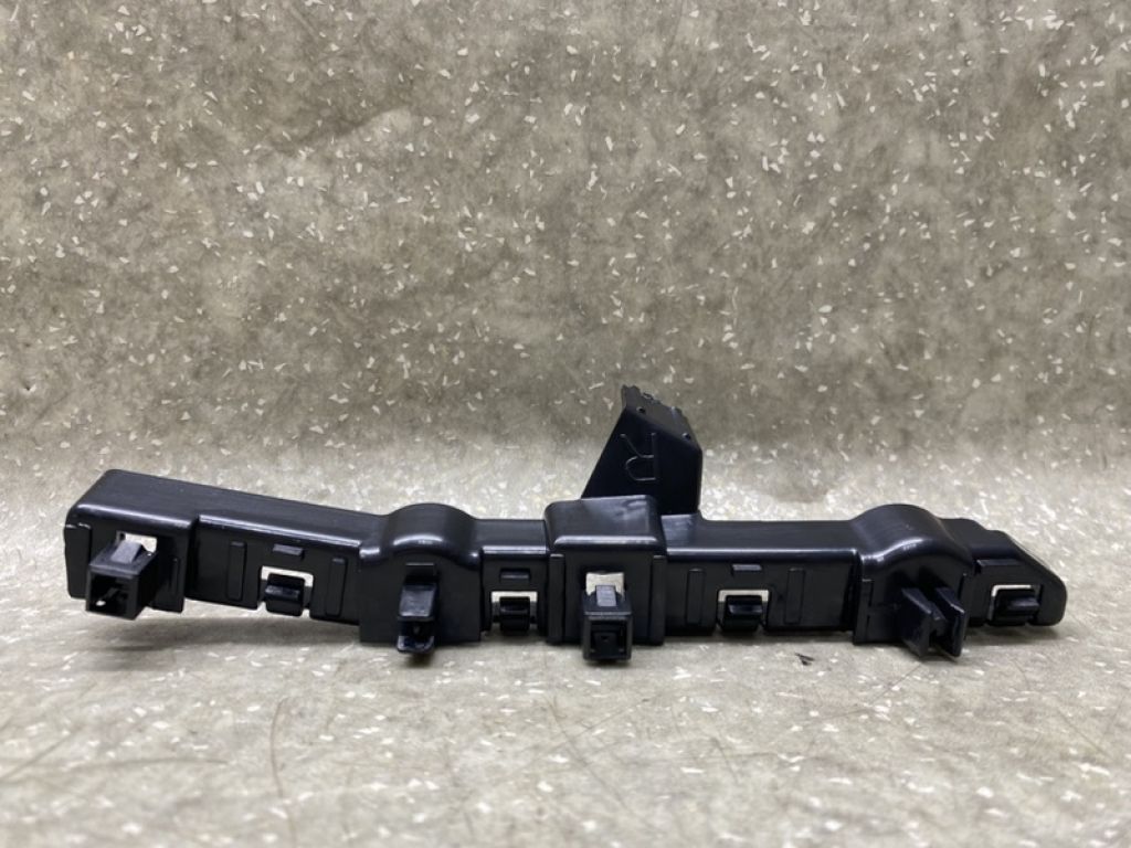 62222DF30A | Кронштейн/кріплення переднього бампера праве NISSAN QASHQAI/ROGUE SPORT 14-