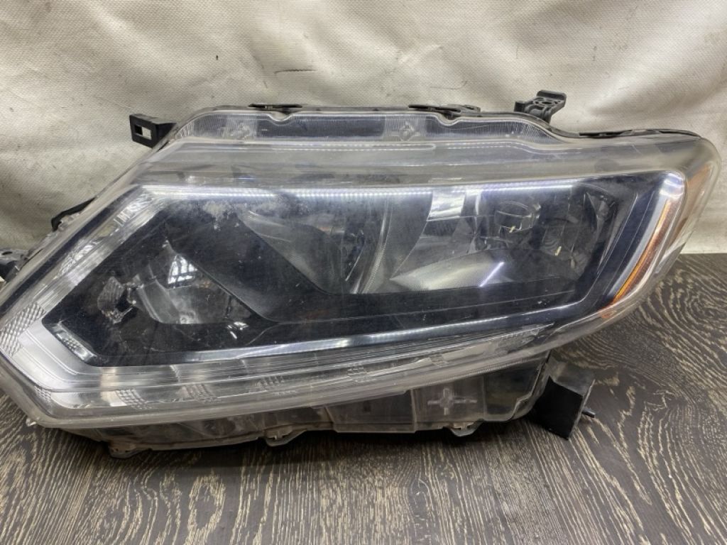 260604BA0A | Фара ліва NISSAN X-TRAIL/ROGUE T32 13-20