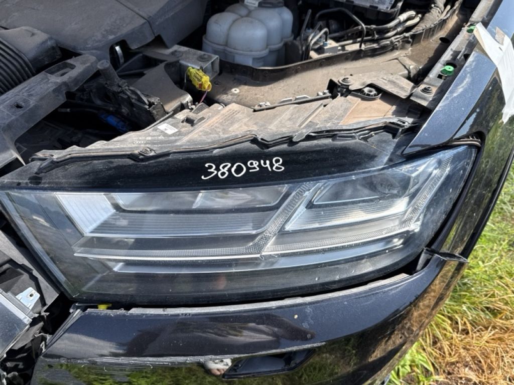 4M0 941 033 B | Фара левая AUDI Q7 15-19