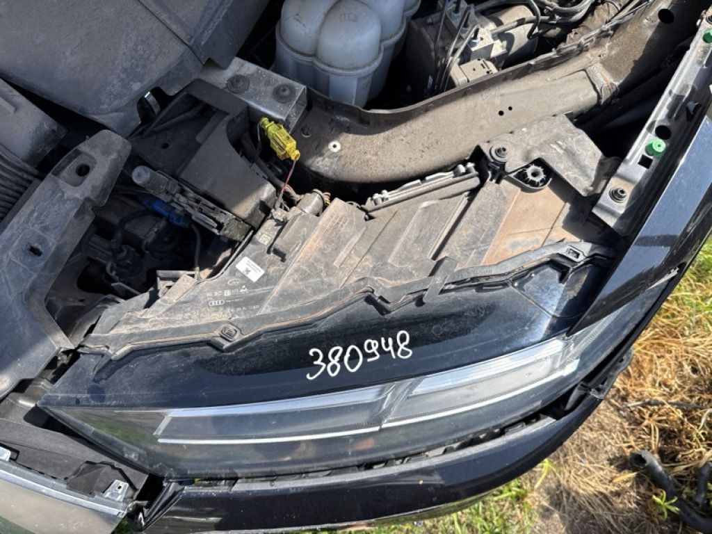4M0 941 033 B | Фара левая AUDI Q7 15-19 - Фото 2