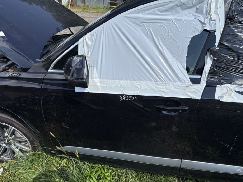 4M0 831 051 F | Дверь передняя левая AUDI Q7 15-19
