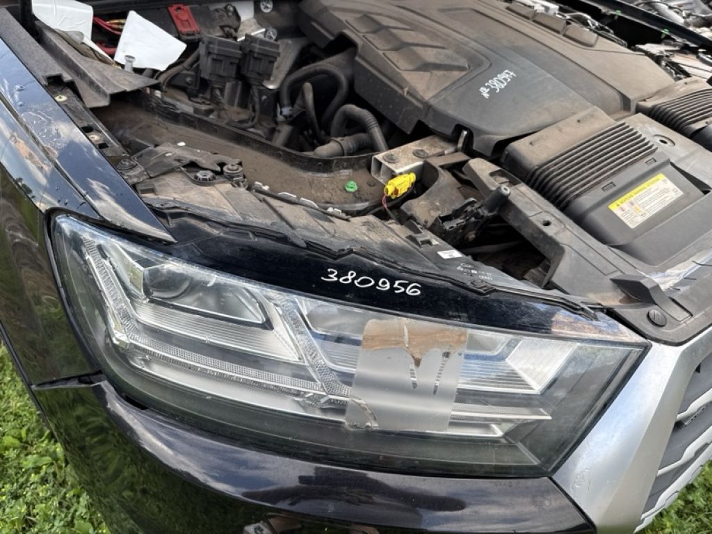 4M0 941 034 B | Фара правая AUDI Q7 15-19