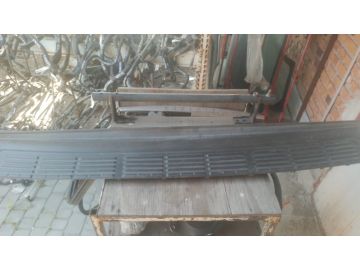 Накладка бампера задняя TOYOTA LAND CRUISER 200 08-21