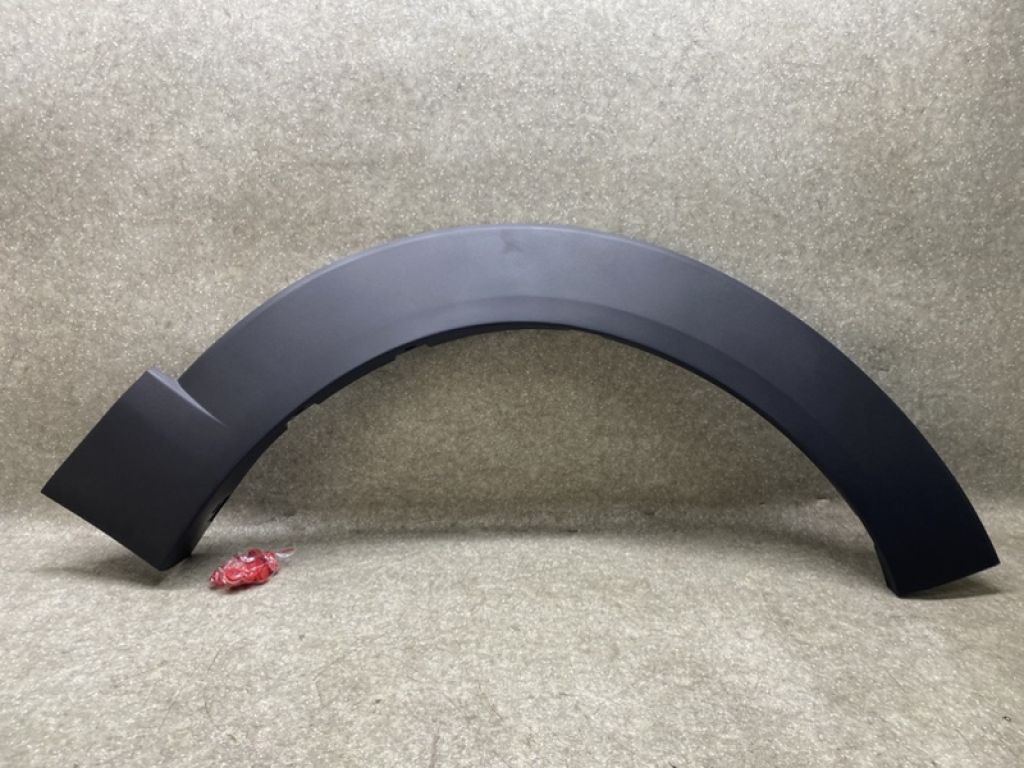 DGH951W20 | Накладка крила (розширювач арки) передня права MAZDA CX-30 19-