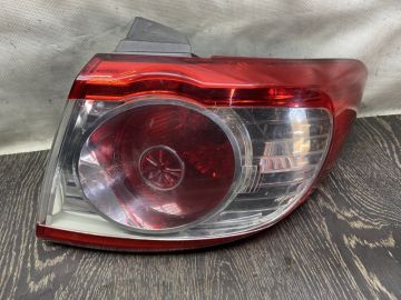 Фонарь наружный правый HYUNDAI SANTA FE (CM) 05-12