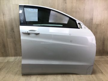 Двері передні праві HONDA HR-V 14-22