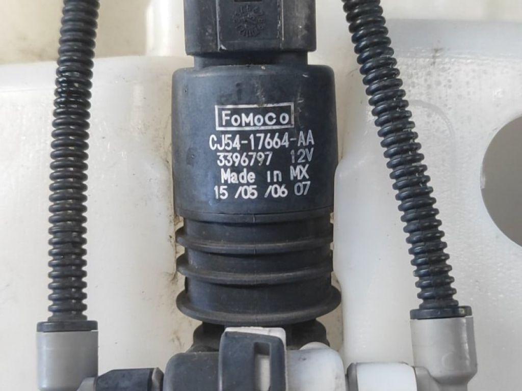 FJ54-17B613-AB | Бачок омывателя FORD ESCAPE 12-19 - Фото 4