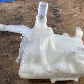 DS73-17618-AC | Бачок омивача FORD FUSION 14- - Прев'ю 2